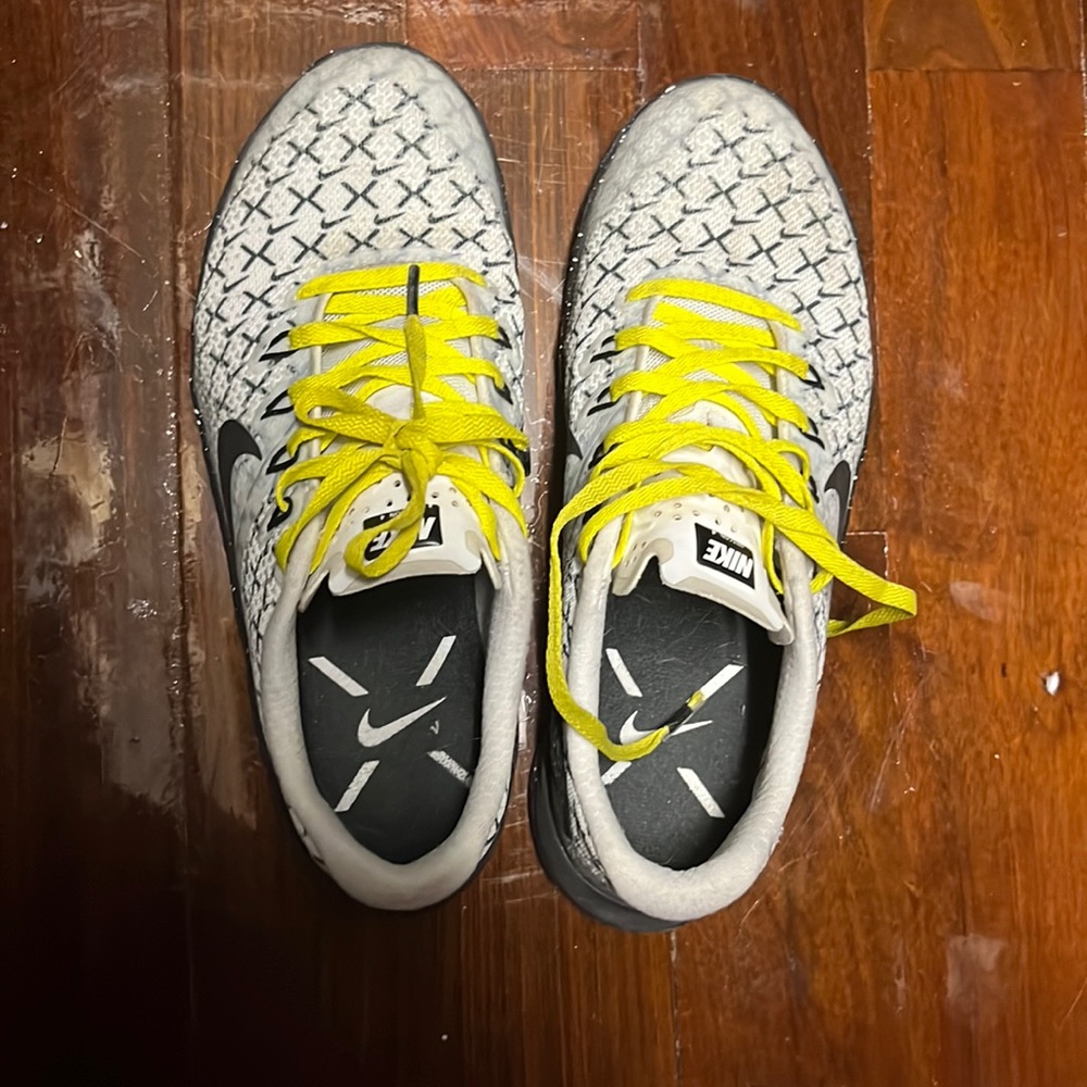 Women’s Nike metcon